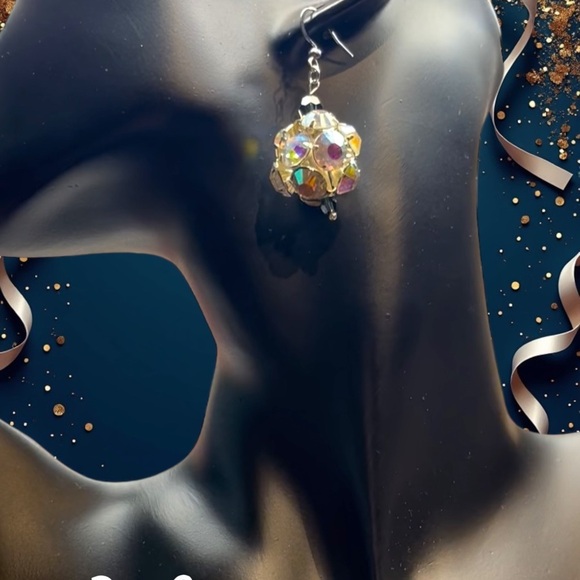 578. Elegant Silver Disco 🪩 Crystal Earrings - Picture 3 of 8